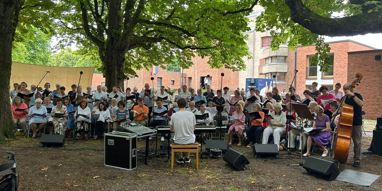 210626_BarbaraPfeil